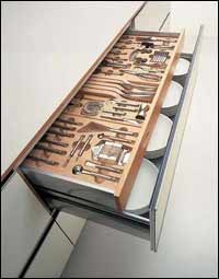 厨房装修：打造时尚橱柜的8种配色方案