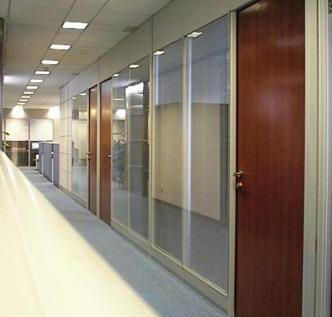 办公室装修隔断料材规格实景图片